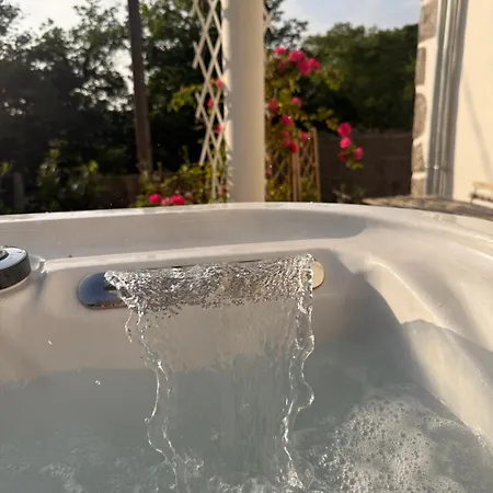 Les Hauts D - Countryside With Hot Tub Aïnhoa