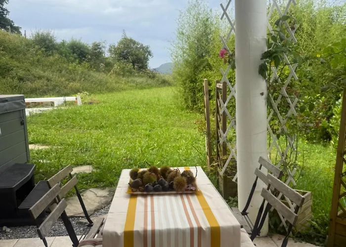 Apartamento Les Hauts D - Countryside With Hot Tub